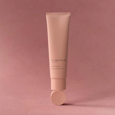Queen Cleanser