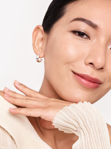 ReEvolve Natural Finish Foundation